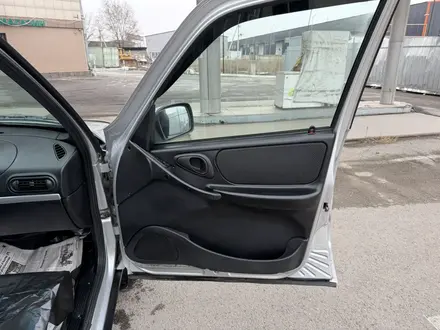Chevrolet Niva 2014 года за 3 950 000 тг. в Алматы – фото 29
