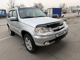 Chevrolet Niva 2014 года за 3 950 000 тг. в Алматы – фото 5