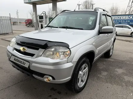 Chevrolet Niva 2014 года за 3 950 000 тг. в Алматы – фото 6