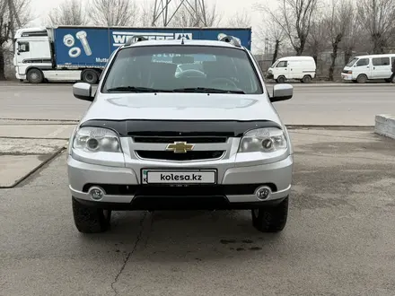 Chevrolet Niva 2014 года за 3 950 000 тг. в Алматы – фото 9