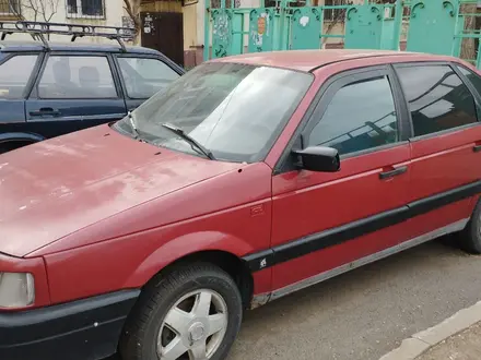 Volkswagen Passat 1991 года за 1 000 000 тг. в Астана – фото 2