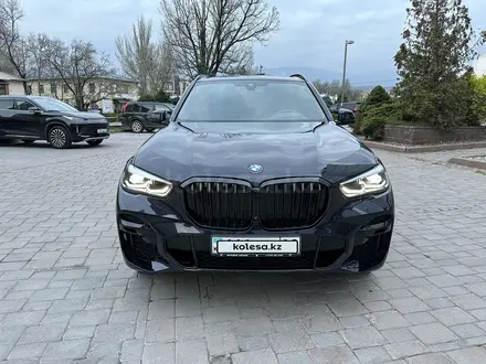 BMW X5 2022 года за 43 000 000 тг. в Алматы