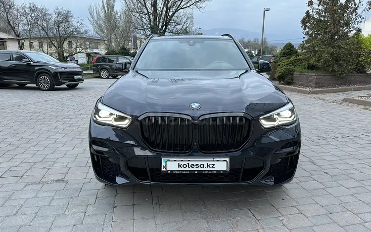 BMW X5 2022 года за 43 000 000 тг. в Алматы