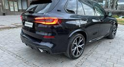 BMW X5 2022 года за 43 000 000 тг. в Алматы – фото 4