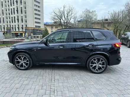 BMW X5 2022 года за 43 000 000 тг. в Алматы – фото 6