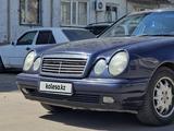 Mercedes-Benz E 230 1997 года за 2 000 000 тг. в Жезказган – фото 3