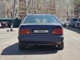 Mercedes-Benz E 230 1997 года за 2 000 000 тг. в Жезказган – фото 5