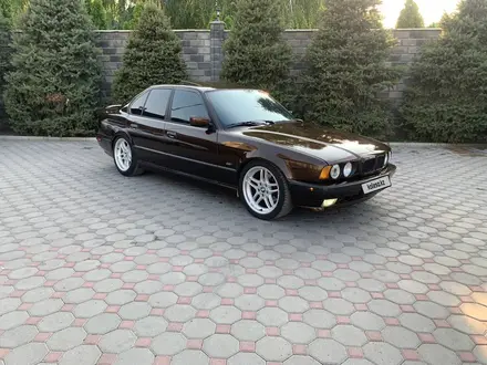 BMW 540 1994 года за 4 200 000 тг. в Алматы – фото 3