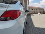 Hyundai Accent 2015 года за 4 200 000 тг. в Талдыкорган – фото 2
