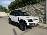 Land Rover Defender 2021 года за 39 000 000 тг. в Алматы