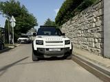 Land Rover Defender 2021 года за 39 000 000 тг. в Алматы – фото 3