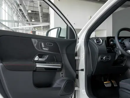 Mercedes-Benz GLA 250 4MATIC 2025 года за 27 405 000 тг. в Алматы – фото 8