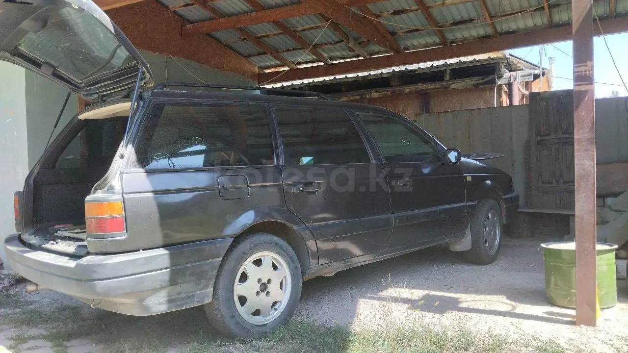 Volkswagen Passat, 1991