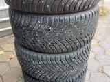 Зимние шипованые шины Nokian Hakkapellitta за 130 000 тг. в Алматы