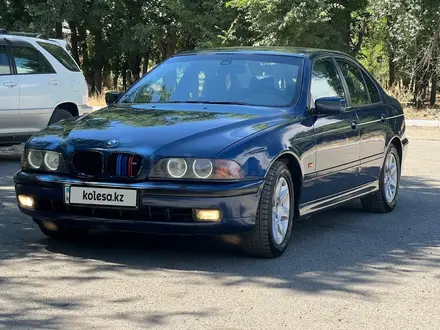 BMW 528 1999 года за 3 500 000 тг. в Тараз – фото 2