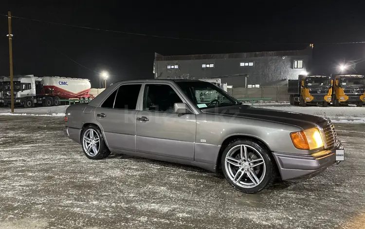 Mercedes-Benz E 260 1991 годаfor1 900 000 тг. в Алматы