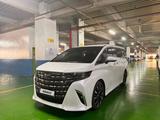 Toyota Alphard 2024 года за 52 000 000 тг. в Астана – фото 3