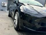 Tesla Model Y 2023 года за 13 000 000 тг. в Алматы – фото 3