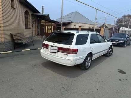 Toyota Mark II Qualis 1997 года за 2 800 000 тг. в Алматы – фото 3