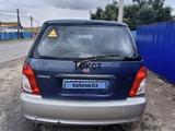 Kia Carens 2002 года за 1 100 000 тг. в Атырау – фото 3
