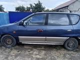 Kia Carens 2002 года за 1 100 000 тг. в Атырау – фото 2