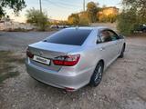 Toyota Camry 2015 года за 10 750 000 тг. в Шымкент – фото 3