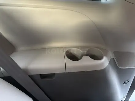Toyota Sienna 2016 года за 14 500 000 тг. в Алматы – фото 23