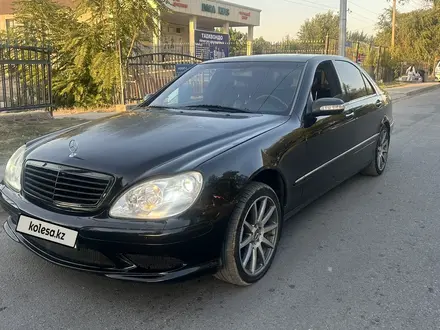 Mercedes-Benz S 500 1999 года за 5 000 000 тг. в Шымкент – фото 2