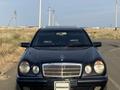 Mercedes-Benz E 280 1996 года за 2 900 000 тг. в Атырау – фото 2