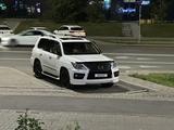 Lexus LX 570 2014 года за 17 000 000 тг. в Астана