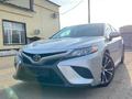 Toyota Camry 2019 годаүшін12 700 000 тг. в Уральск – фото 2