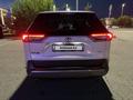 Toyota RAV4 2021 года за 13 200 000 тг. в Актобе – фото 5