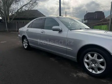 Mercedes-Benz S 320 2001 года за 4 200 000 тг. в Алматы – фото 4