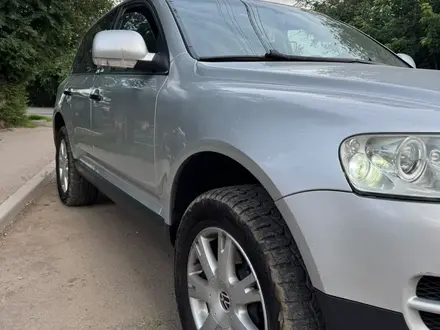 Volkswagen Touareg 2002 года за 5 600 000 тг. в Алматы – фото 11