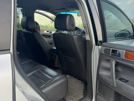 Volkswagen Touareg 2002 года за 5 600 000 тг. в Алматы – фото 22