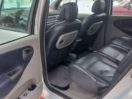 Renault Scenic 2000 года за 1 500 000 тг. в Караганда – фото 16