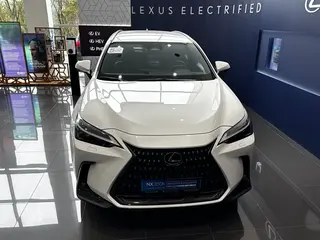 Lexus NX 350h Premium