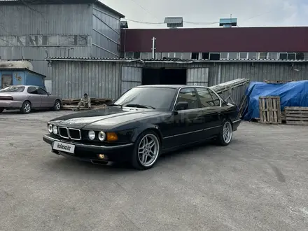 BMW 740 1993 года за 4 850 000 тг. в Алматы – фото 4