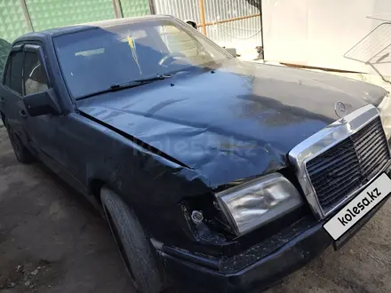 Mercedes-Benz E 230 1988 года за 500 000 тг. в Каскелен – фото 3