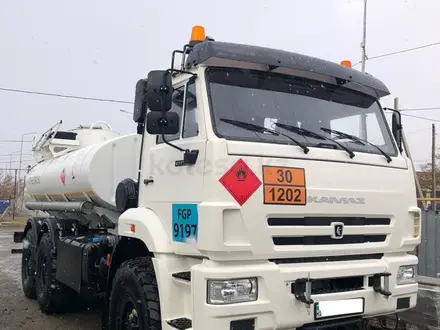 Топливозаправщик Бензовоз в Атырау
