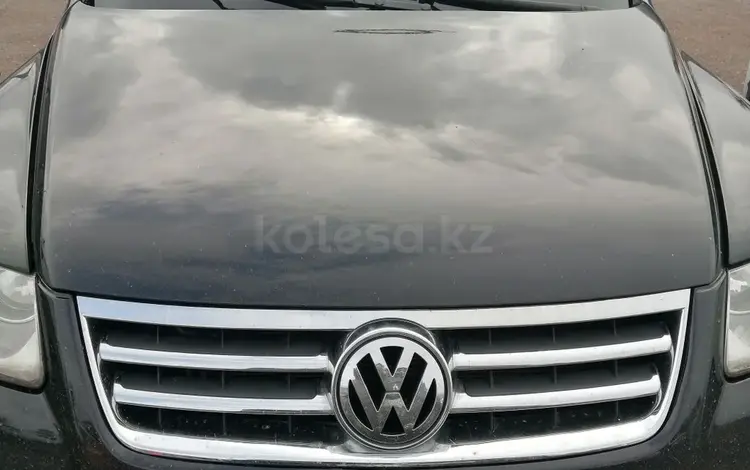 Volkswagen Touareg 2004 годаүшін4 400 000 тг. в Павлодар