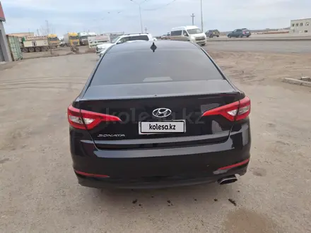 Hyundai Sonata 2016 года за 6 000 000 тг. в Атырау – фото 2