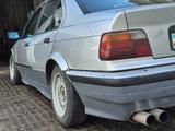 BMW 318 1991 года за 900 000 тг. в Петропавловск – фото 3