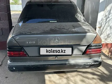 Mercedes-Benz E 320 1991 года за 600 000 тг. в Шымкент – фото 4