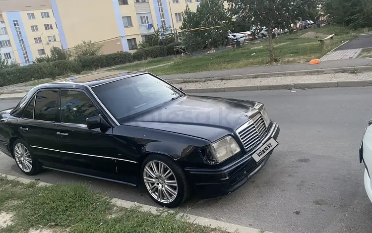 Mercedes-Benz E 320 1994 годаүшін1 800 000 тг. в Алматы