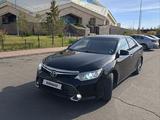 Toyota Camry 2015 года за 9 500 000 тг. в Астана