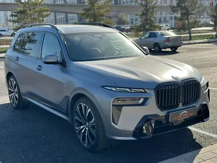 BMW X7 2023 года за 65 000 000 тг. в Астана – фото 3