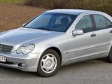 Стекло фары Мерседес W204 дорестайлинг за 18 000 тг. в Алматы