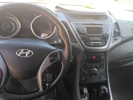 Hyundai Elantra 2015 года за 6 000 000 тг. в Алматы – фото 15