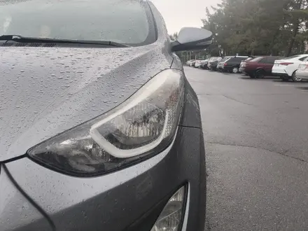 Hyundai Elantra 2015 года за 6 000 000 тг. в Алматы – фото 2